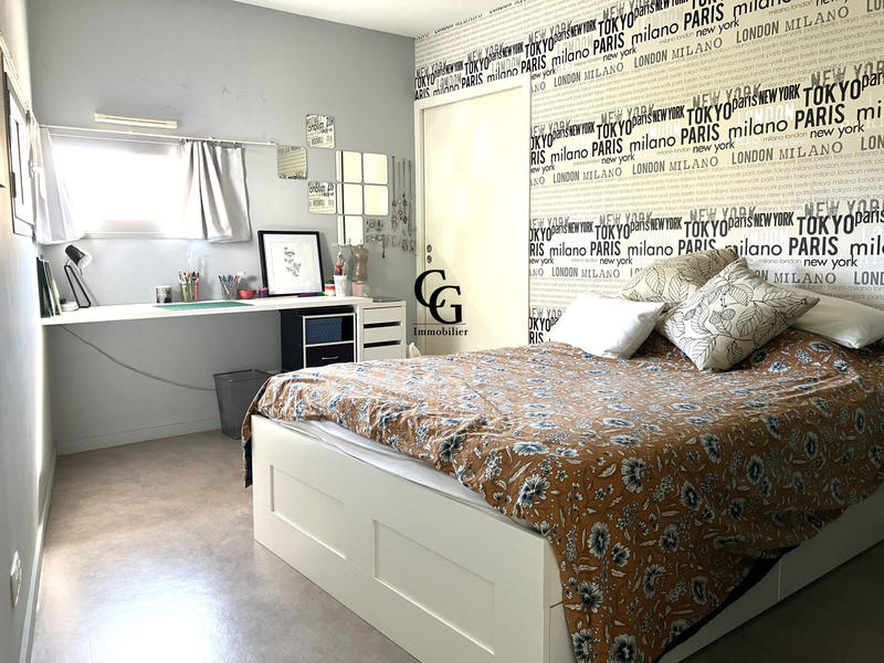 Maison contemporaine - 250 m² - 7 pièces