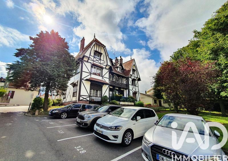 Studio - 40 m² - 1 pièce