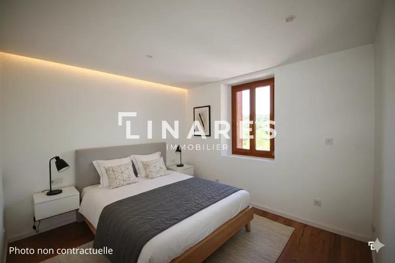 Appartement - 143 m² - 6 pièces