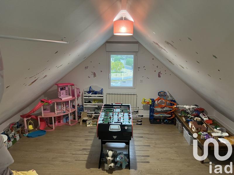 Maison - 185 m² - 8 pièces