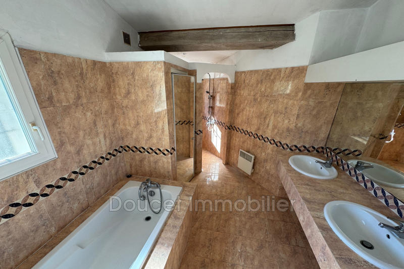 Villa - 111 m² - 4 pièces