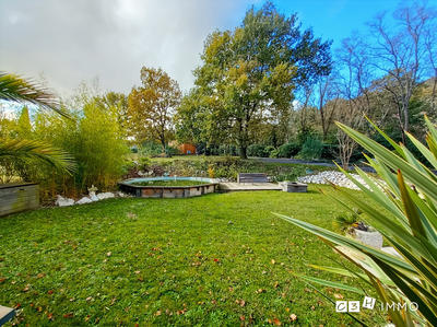 Villa - 140 m² - 6 pièces