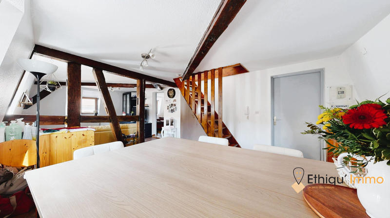 Duplex - 99 m² - 5 pièces