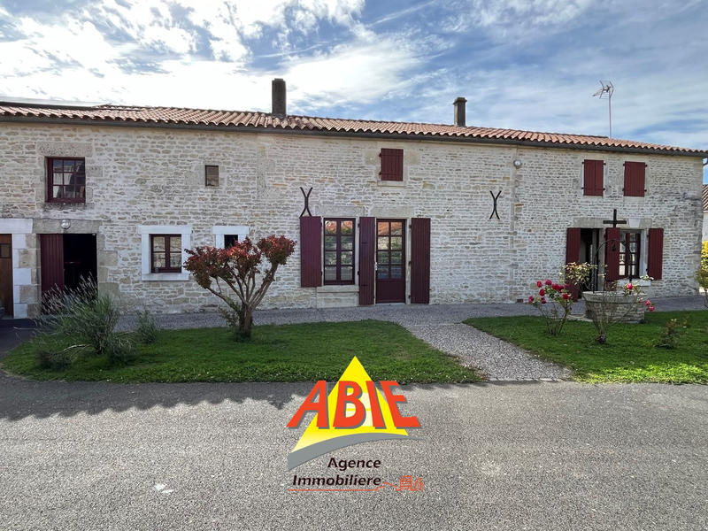 Maison - 139 m² - 7 pièces