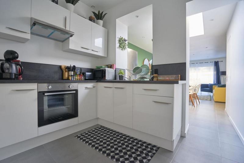 Maison - 103 m² - 6 pièces