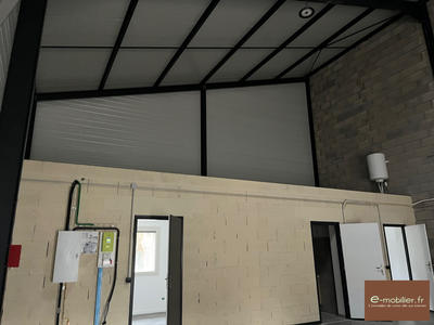 Local d'activités - 150 m²