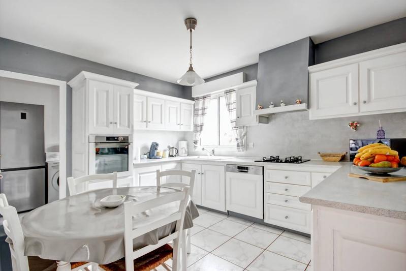 Maison - 145 m² - 6 pièces