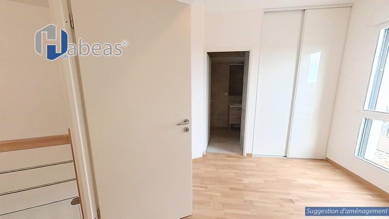 Appartement - 95 m² - 4 pièces