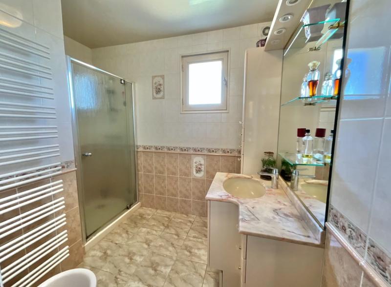 Maison - 151 m² - 6 pièces