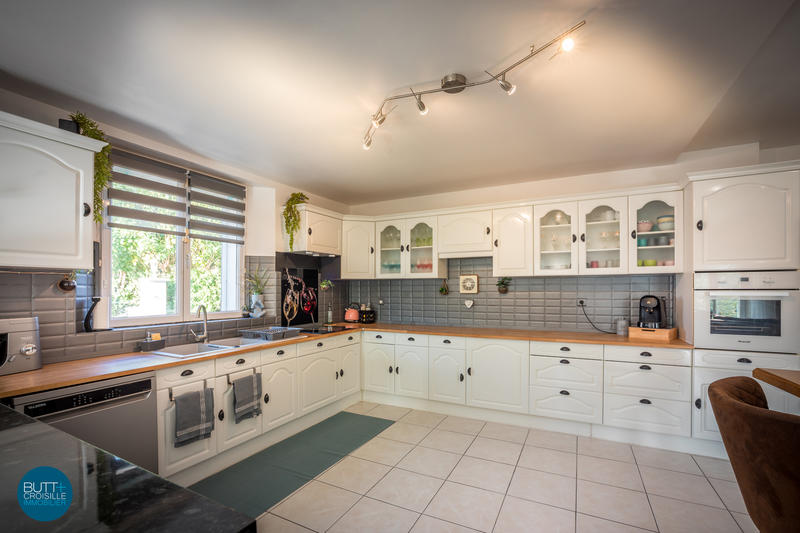 Maison - 190 m² - 7 pièces