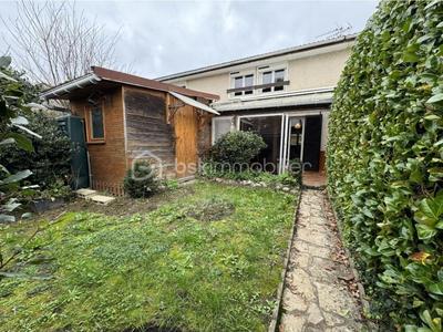 Maison - 89 m² - 5 pièces