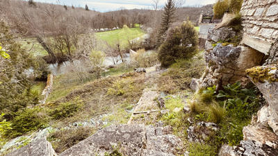 Propriété - 125 m² - 6 pièces