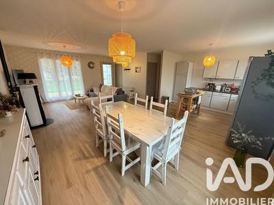 Maison - 86 m² - 4 pièces