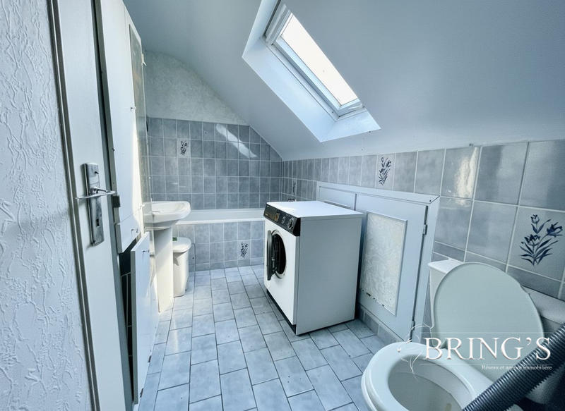 Maison - 105 m² - 6 pièces