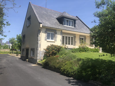 Maison - 153 m² - 7 pièces