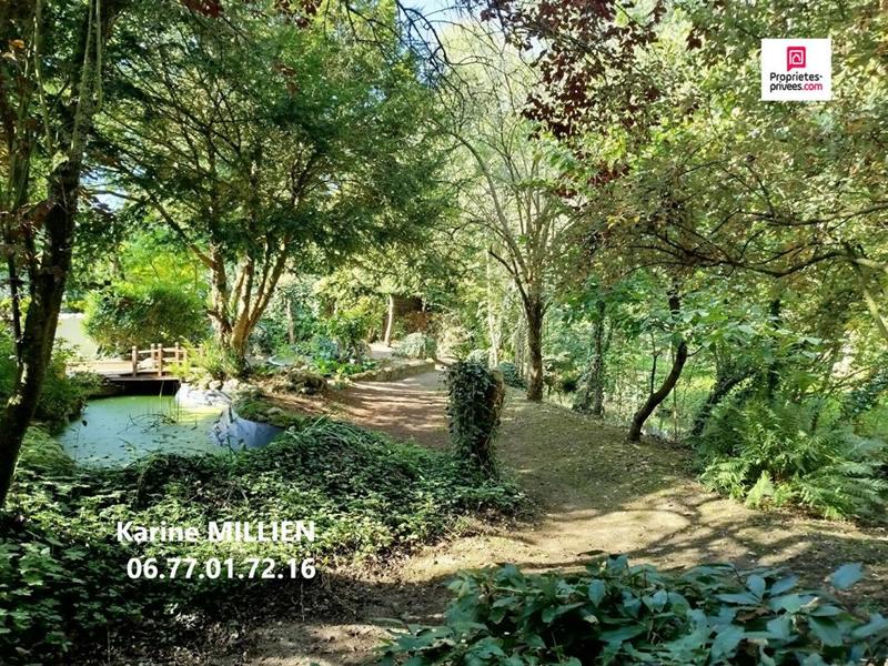 Maison - 204 m² - 6 pièces