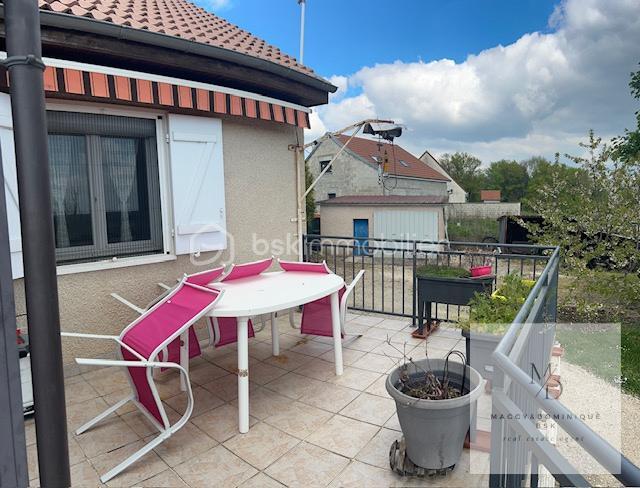 Maison de village - 129 m² - 6 pièces