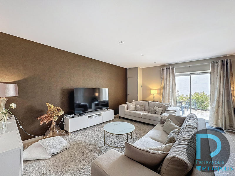 Appartement - 132 m² - 4 pièces