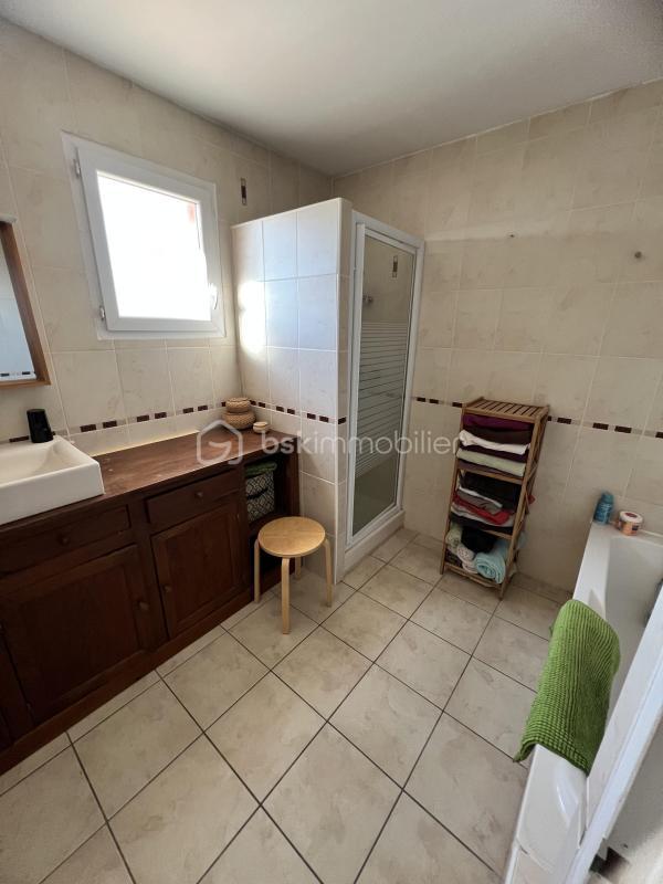 Maison - 93 m² - 5 pièces