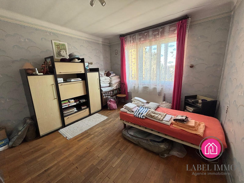 Maison - 150 m² - 8 pièces