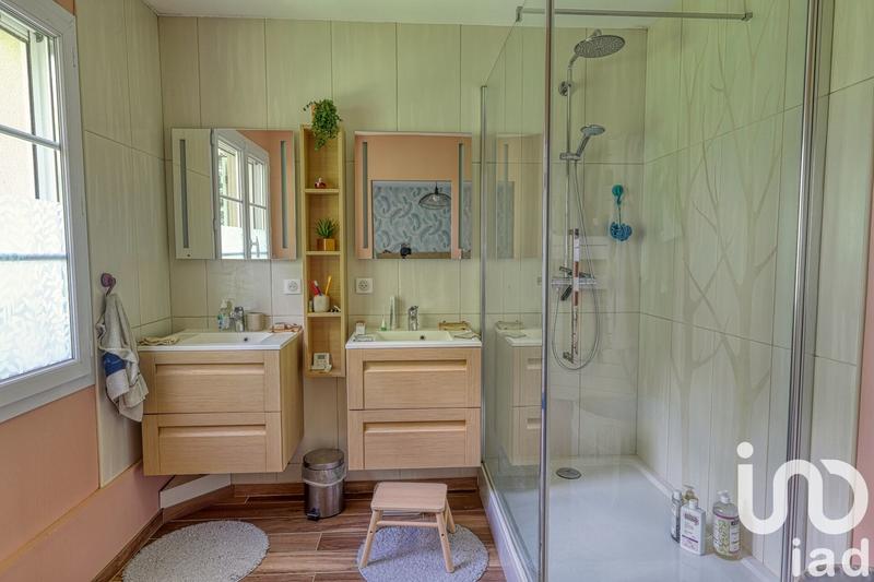 Maison - 147 m² - 7 pièces