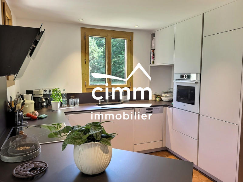 Maison - 157 m² - 6 pièces
