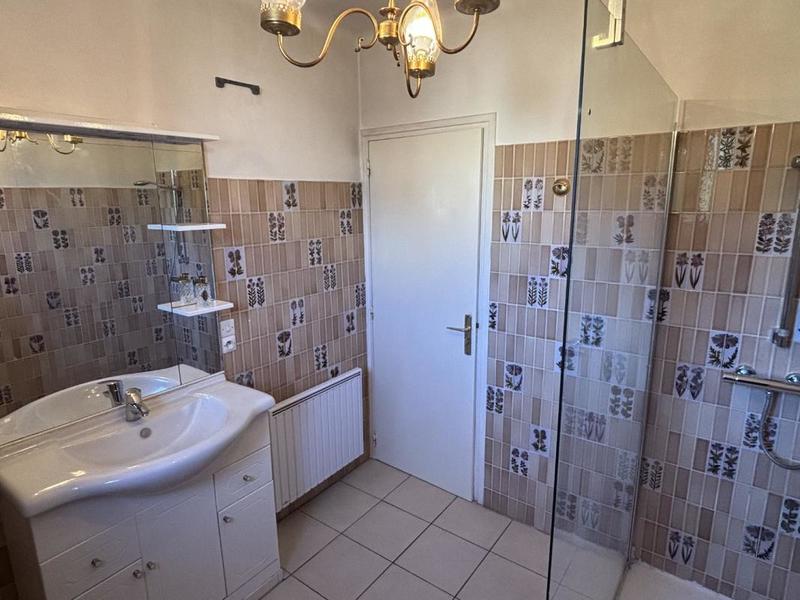 Maison traditionnelle - 155 m² - 7 pièces