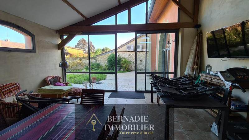 Maison de village - 180 m² - 6 pièces