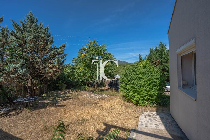 Maison - 111 m² - 4 pièces