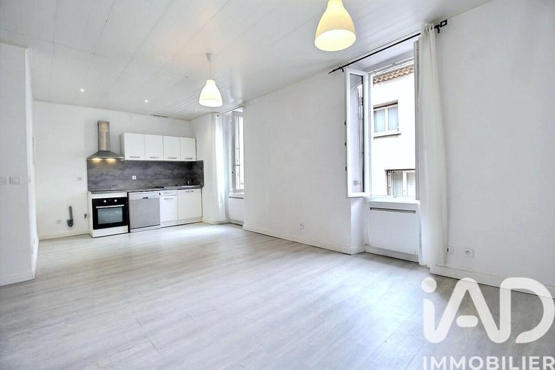 Appartement - 64 m² - 3 pièces