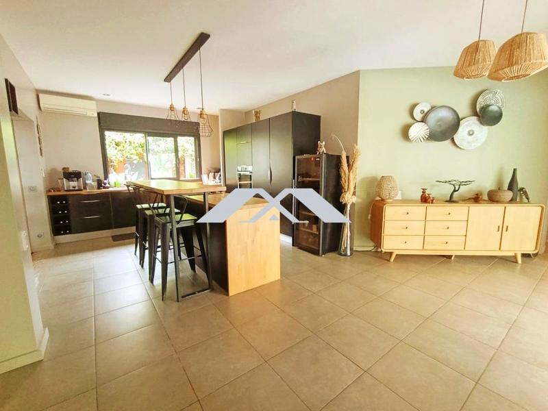Villa - 145 m² - 5 pièces
