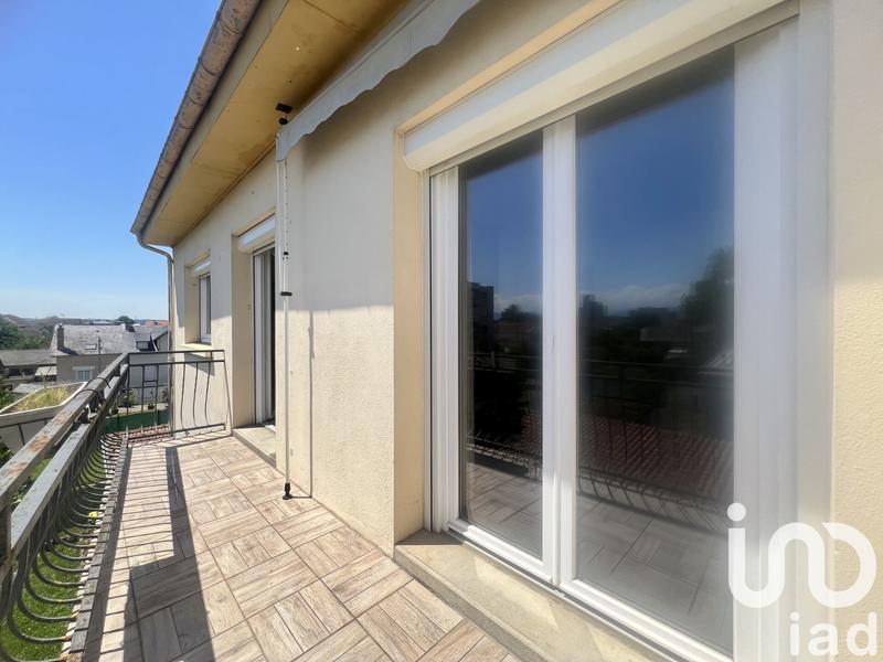 Appartement - 90 m² - 4 pièces