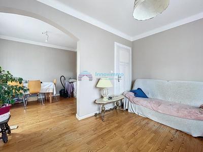 Maison - 82 m² - 5 pièces