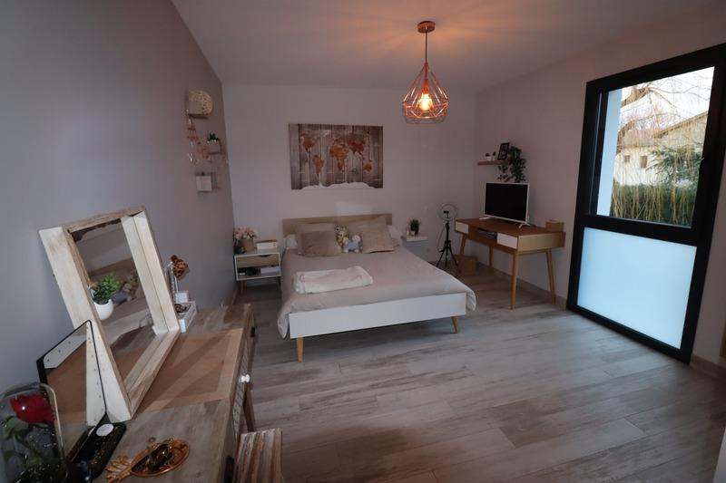 Maison - 157 m² - 4 pièces