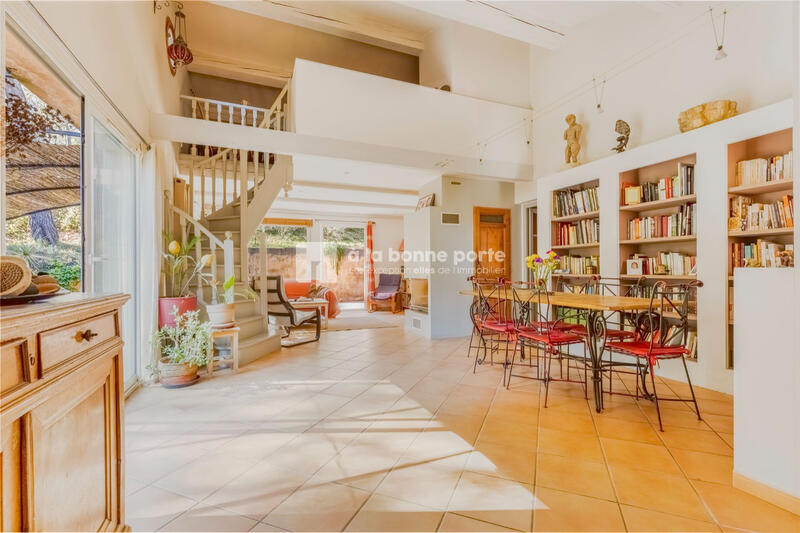 Maison - 118 m² - 6 pièces