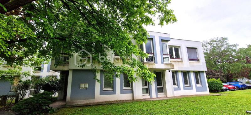 Bureau - 763 m² - 26 pièces