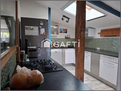 Maison - 130 m² - 8 pièces