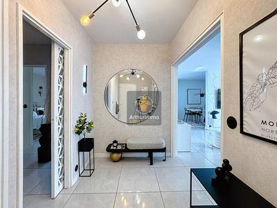 Appartement - 83 m² - 4 pièces