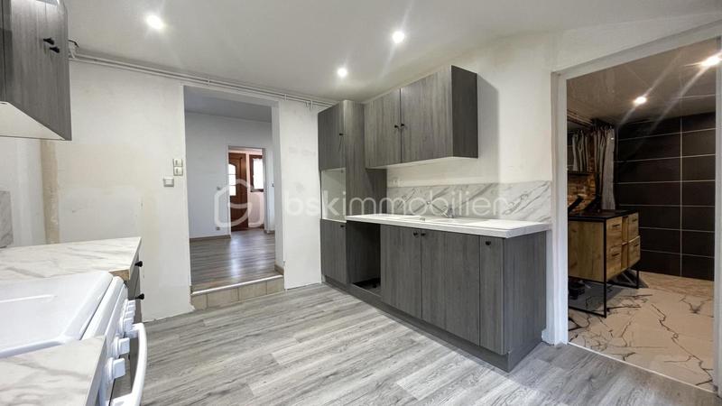 Maison traditionnelle - 70 m² - 3 pièces