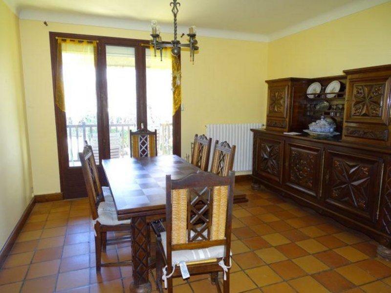 Maison - 200 m² - 10 pièces