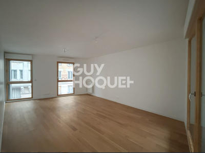 Appartement - 97 m² - 4 pièces