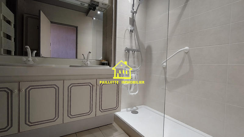 Appartement - 79 m² - 4 pièces