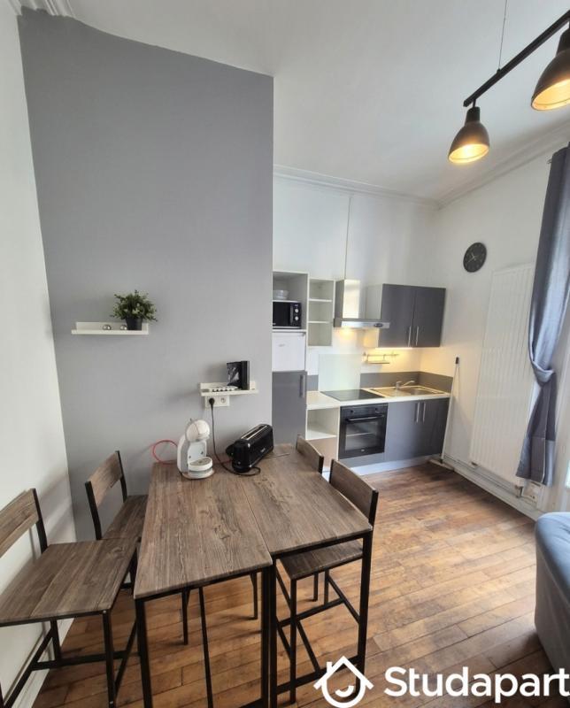 Chambre - 12 m² - 1 pièce