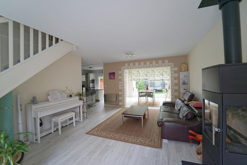 Maison traditionnelle - 93 m² - 4 pièces