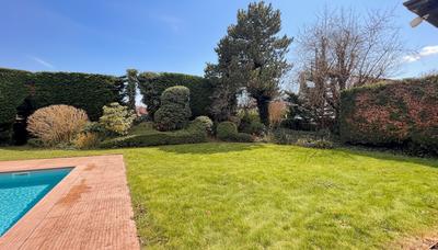 Villa - 196 m² - 7 pièces