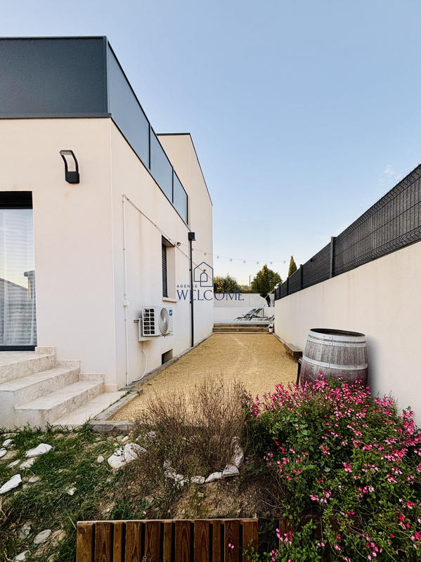 Maison contemporaine - 95 m² - 4 pièces