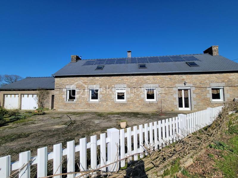 Maison en pierre - 152 m² - 8 pièces