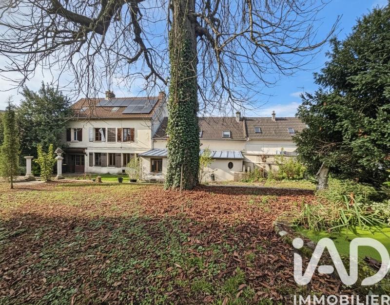 Maison - 264 m² - 10 pièces