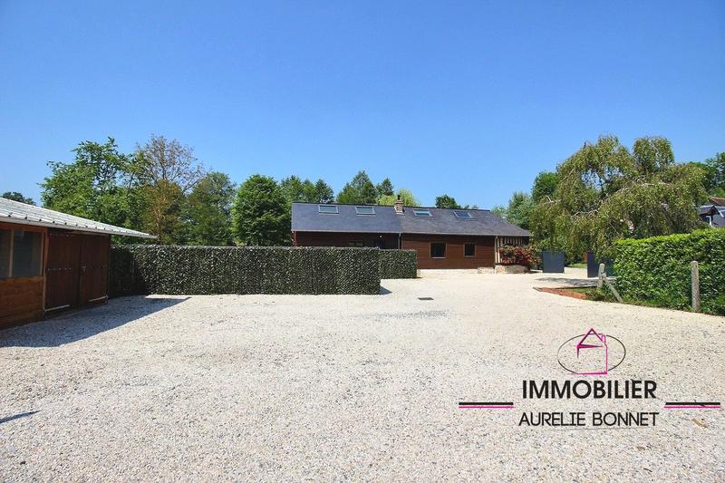 Maison - 325 m² - 15 pièces