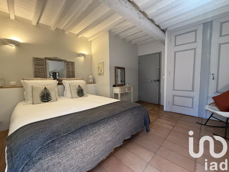 Maison - 322 m² - 11 pièces